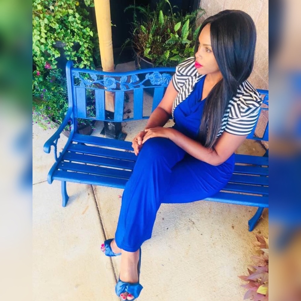 MEET YOUR POSHER💖 YOUTUBER >Towanda the Stylist - Picture 3 of 13